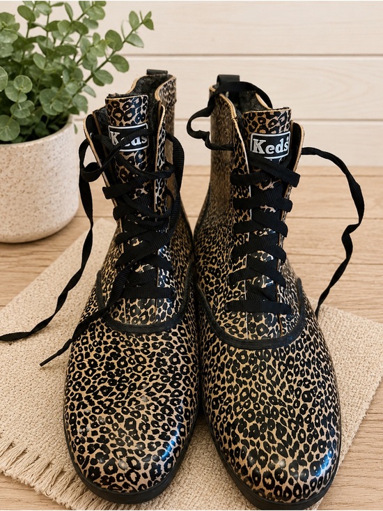 Keds Shoes - Keds Women’s Size 11 Leopard Print Faux Fur Lined Lace Up Rain Boots Waterproof